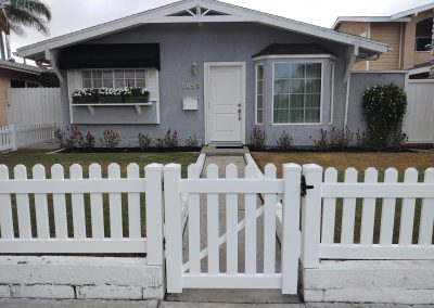 Orange County vinyl picket fencing and gate- The Fencing Pro