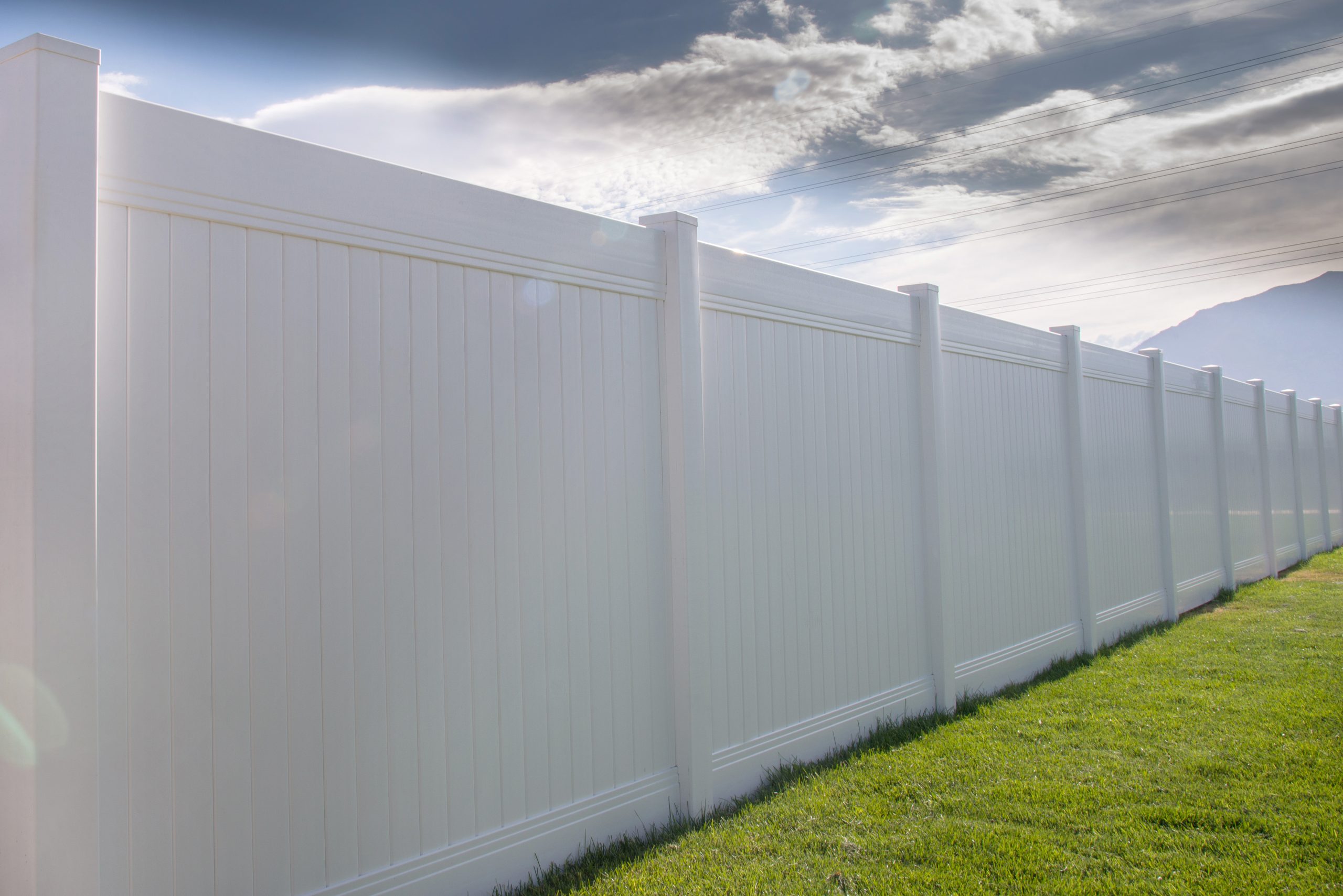 vinyl fences contractors orange county- The fence proa